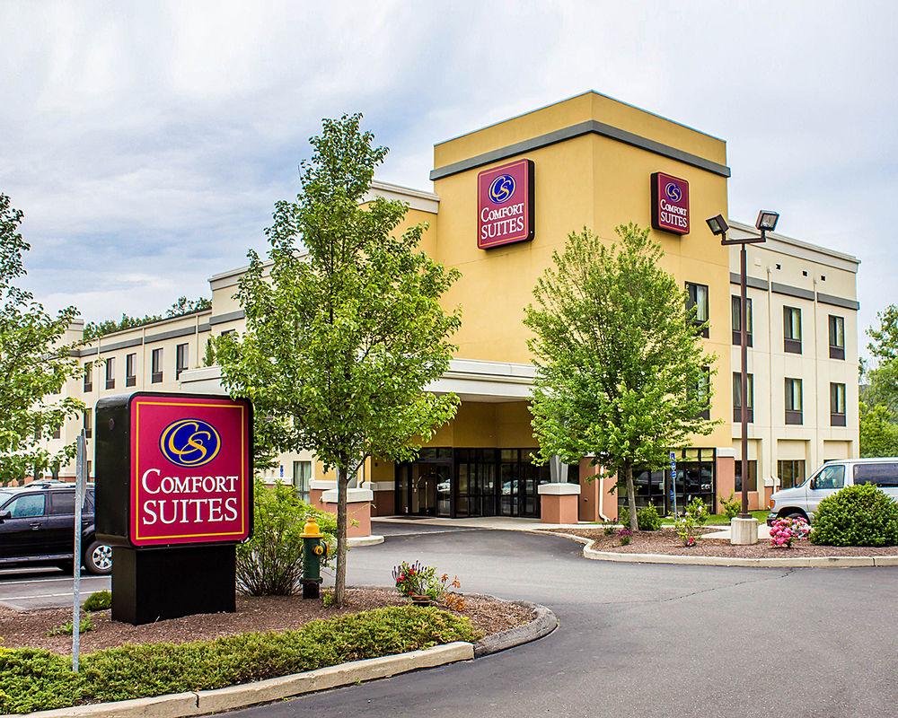 Holiday Inn - Cheshire - Southington By Ihg Exterior photo